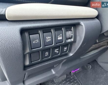 Белый Субару Форестер, объемом двигателя 2 л и пробегом 36 тыс. км за 29700 $, фото 68 на Automoto.ua