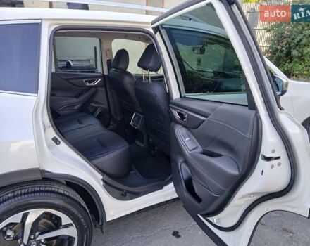 Белый Субару Форестер, объемом двигателя 2.5 л и пробегом 31 тыс. км за 23350 $, фото 23 на Automoto.ua