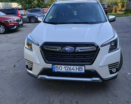 Белый Субару Форестер, объемом двигателя 2.5 л и пробегом 31 тыс. км за 23350 $, фото 2 на Automoto.ua