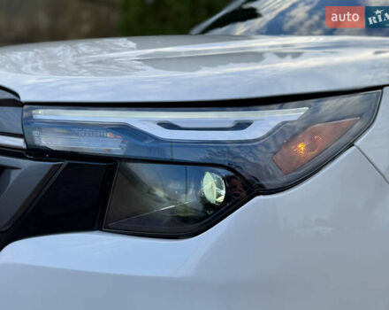 Білий Субару Forester, об'ємом двигуна 2.5 л та пробігом 4 тис. км за 33900 $, фото 4 на Automoto.ua