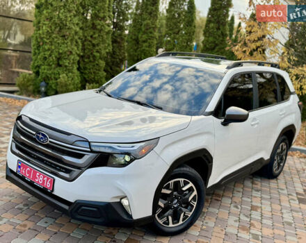 Білий Субару Forester, об'ємом двигуна 2.5 л та пробігом 4 тис. км за 33900 $, фото 1 на Automoto.ua