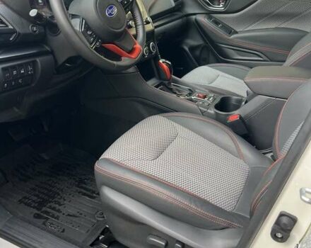 Белый Субару Форестер, объемом двигателя 2.5 л и пробегом 47 тыс. км за 28000 $, фото 1 на Automoto.ua