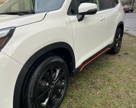 Белый Субару Форестер, объемом двигателя 2.5 л и пробегом 47 тыс. км за 28000 $, фото 2 на Automoto.ua