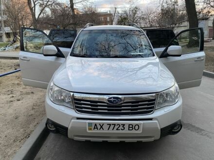 Субару Форестер 2008 в Харькове на Automoto.ua Белый Субару Форестер, объемом двигателя 2.5 л и пробегом 175 тыс. км за 10000 $, фото 1 на Automoto.ua