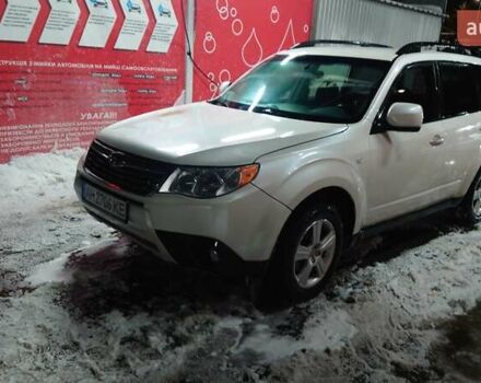 Белый Субару Форестер, объемом двигателя 1.99 л и пробегом 210 тыс. км за 5000 $, фото 1 на Automoto.ua