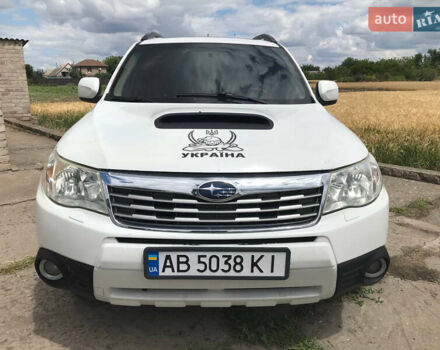 Белый Субару Форестер, объемом двигателя 2 л и пробегом 213 тыс. км за 6700 $, фото 1 на Automoto.ua