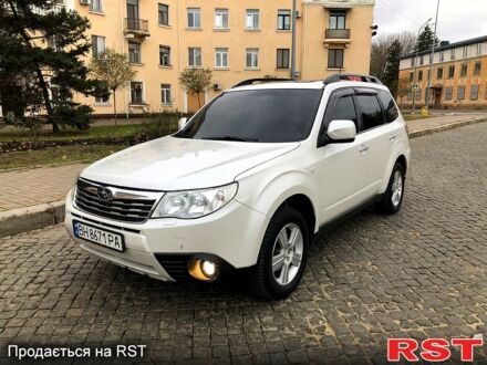 Білий Субару Forester, об'ємом двигуна 2 л та пробігом 170 тис. км за 9400 $, фото 1 на Automoto.ua