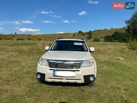 Субару Форестер 2010 в Черткове на Automoto.ua Белый Субару Форестер, объемом двигателя 2 л и пробегом 207 тыс. км за 8800 $, фото 1 на Automoto.ua