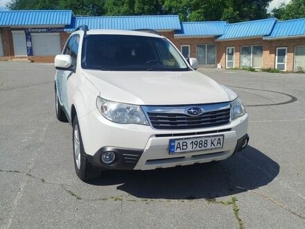 Білий Субару Forester, об'ємом двигуна 2.46 л та пробігом 230 тис. км за 7900 $, фото 1 на Automoto.ua