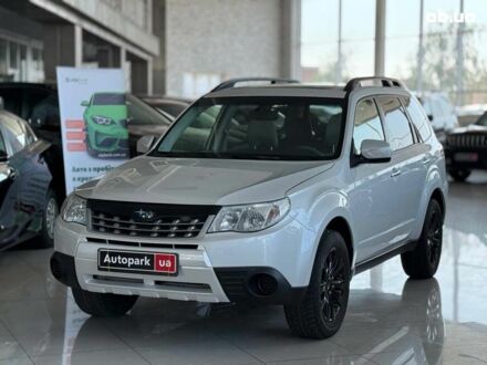Субару Форестер 2010 в Одессе на Automoto.ua Белый Субару Форестер, объемом двигателя 2.5 л и пробегом 176 тыс. км за 8490 $, фото 1 на Automoto.ua