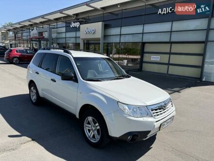 Субару Форестер 2011 в Одессе на Automoto.ua Белый Субару Форестер, объемом двигателя 1.99 л и пробегом 212 тыс. км за 8999 $, фото 1 на Automoto.ua