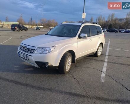 Белый Субару Форестер, объемом двигателя 1.99 л и пробегом 163 тыс. км за 10000 $, фото 1 на Automoto.ua