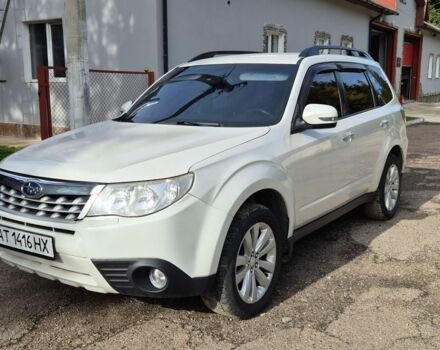 Білий Субару Forester, об'ємом двигуна 1.99 л та пробігом 208 тис. км за 9500 $, фото 1 на Automoto.ua