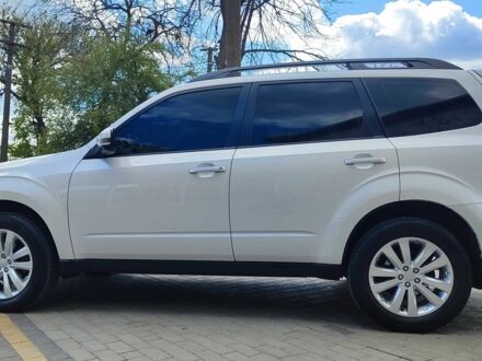 Білий Субару Forester, об'ємом двигуна 2 л та пробігом 253 тис. км за 10200 $, фото 1 на Automoto.ua