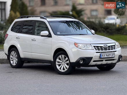 Субару Forester 2012 у Харкові на Automoto.ua Білий Субару Forester, об'ємом двигуна 2.46 л та пробігом 194 тис. км за 9750 $, фото 1 на Automoto.ua