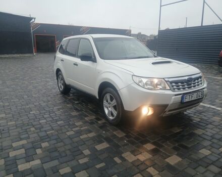 Белый Субару Форестер, объемом двигателя 2 л и пробегом 465 тыс. км за 3900 $, фото 1 на Automoto.ua