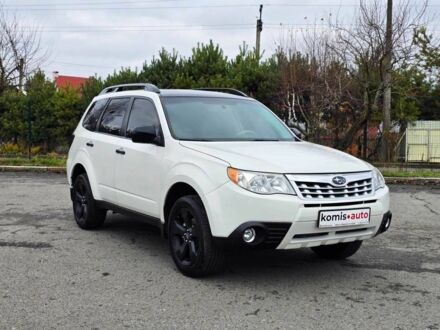 Білий Субару Forester, об'ємом двигуна 2.5 л та пробігом 232 тис. км за 9499 $, фото 1 на Automoto.ua