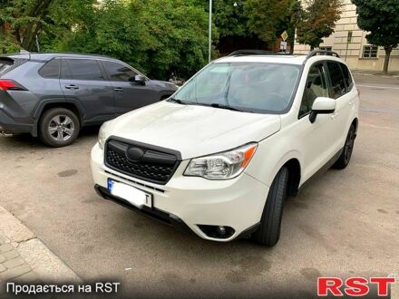 Белый Субару Форестер, объемом двигателя 2.5 л и пробегом 22400 тыс. км за 12000 $, фото 1 на Automoto.ua