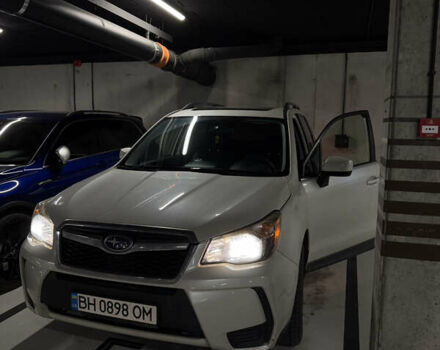 Белый Субару Форестер, объемом двигателя 2 л и пробегом 168 тыс. км за 16000 $, фото 1 на Automoto.ua