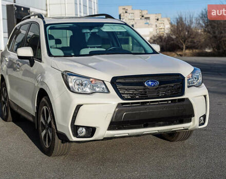 Белый Субару Форестер, объемом двигателя 2.5 л и пробегом 155 тыс. км за 4140 $, фото 1 на Automoto.ua