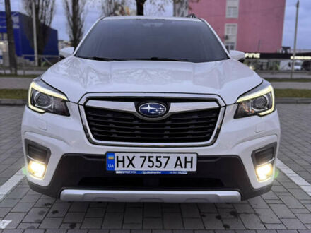 Білий Субару Forester, об'ємом двигуна 2.5 л та пробігом 112 тис. км за 27500 $, фото 1 на Automoto.ua