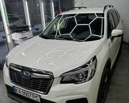 Белый Субару Форестер, объемом двигателя 2.5 л и пробегом 160 тыс. км за 21500 $, фото 1 на Automoto.ua