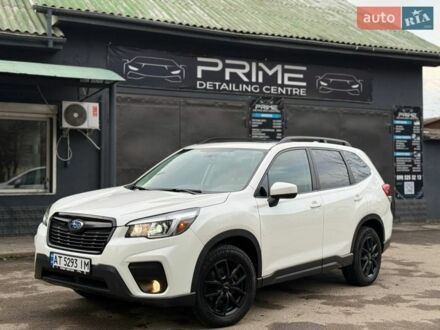 Белый Субару Форестер, объемом двигателя 2.5 л и пробегом 108 тыс. км за 18900 $, фото 1 на Automoto.ua