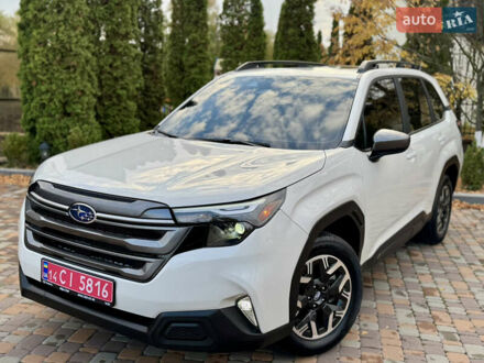Білий Субару Forester, об'ємом двигуна 2.5 л та пробігом 4 тис. км за 33900 $, фото 1 на Automoto.ua