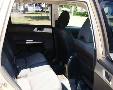 Бежевий Субару Forester, об'ємом двигуна 2.5 л та пробігом 171 тис. км за 10000 $, фото 13 на Automoto.ua