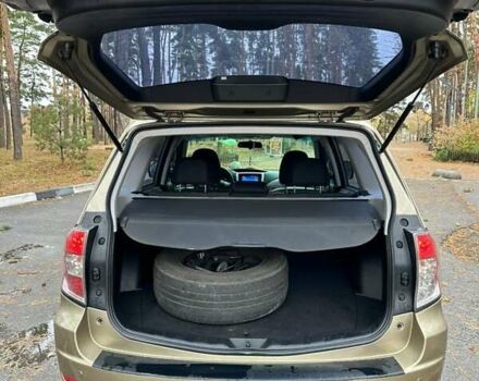 Бежевий Субару Forester, об'ємом двигуна 2 л та пробігом 300 тис. км за 7400 $, фото 6 на Automoto.ua