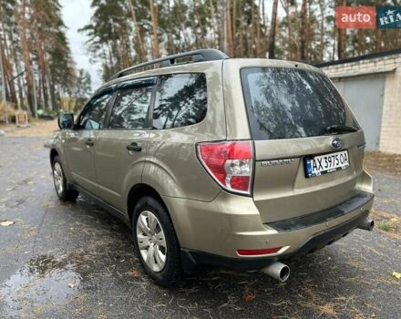Бежевий Субару Forester, об'ємом двигуна 2 л та пробігом 300 тис. км за 7400 $, фото 3 на Automoto.ua