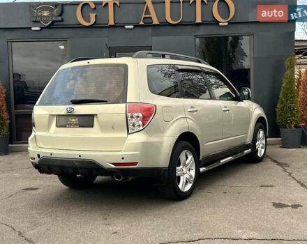 Бежевий Субару Forester, об'ємом двигуна 2.46 л та пробігом 216 тис. км за 9900 $, фото 3 на Automoto.ua