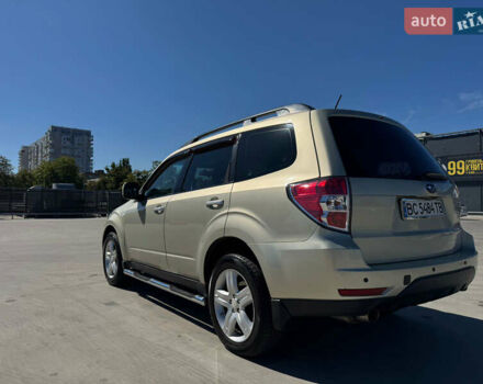 Субару Форестер 2010 в Киеве на Automoto.ua Бежевый Субару Форестер, объемом двигателя 2.46 л и пробегом 220 тыс. км за 8900 $, фото 2 на Automoto.ua