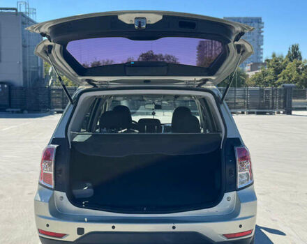 Субару Форестер 2010 в Киеве на Automoto.ua Бежевый Субару Форестер, объемом двигателя 2.46 л и пробегом 220 тыс. км за 8900 $, фото 10 на Automoto.ua