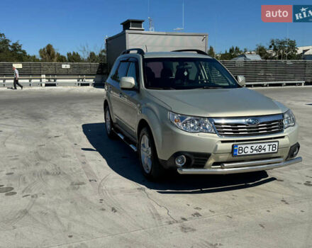 Бежевий Субару Forester, об'ємом двигуна 2.46 л та пробігом 220 тис. км за 8900 $, фото 1 на Automoto.ua
