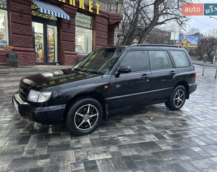 Черный Субару Форестер, объемом двигателя 1.99 л и пробегом 360 тыс. км за 2950 $, фото 1 на Automoto.ua
