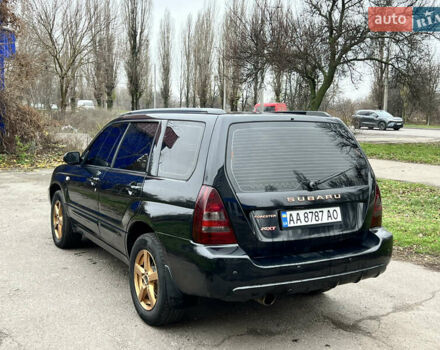 Черный Субару Форестер, объемом двигателя 2 л и пробегом 300 тыс. км за 4700 $, фото 2 на Automoto.ua