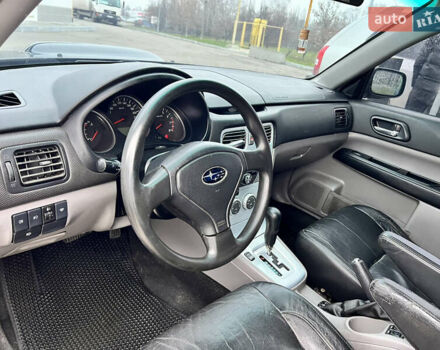 Черный Субару Форестер, объемом двигателя 2 л и пробегом 300 тыс. км за 4700 $, фото 18 на Automoto.ua