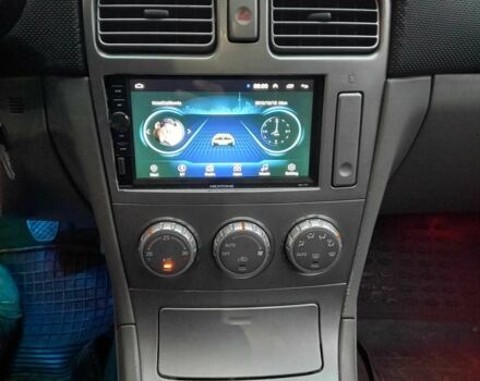 Чорний Субару Forester, об'ємом двигуна 2 л та пробігом 233 тис. км за 5999 $, фото 3 на Automoto.ua