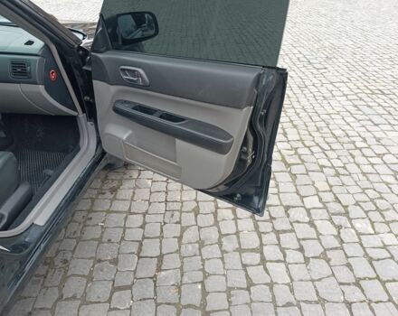 Черный Субару Форестер, объемом двигателя 2 л и пробегом 230 тыс. км за 6500 $, фото 11 на Automoto.ua