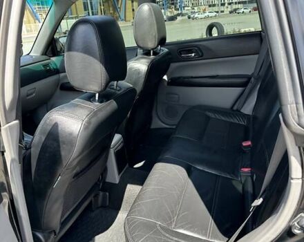 Черный Субару Форестер, объемом двигателя 1.99 л и пробегом 208 тыс. км за 5999 $, фото 5 на Automoto.ua