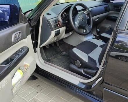 Чорний Субару Forester, об'ємом двигуна 1.99 л та пробігом 246 тис. км за 6200 $, фото 5 на Automoto.ua