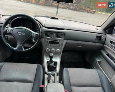 Чорний Субару Forester, об'ємом двигуна 1.99 л та пробігом 400 тис. км за 5500 $, фото 5 на Automoto.ua