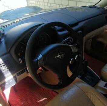 Черный Субару Форестер, объемом двигателя 2.46 л и пробегом 318 тыс. км за 6999 $, фото 3 на Automoto.ua