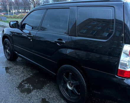 Черный Субару Форестер, объемом двигателя 2 л и пробегом 266 тыс. км за 5700 $, фото 3 на Automoto.ua