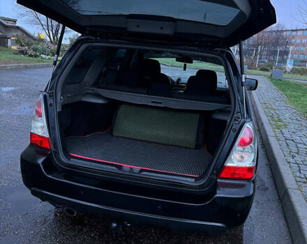 Черный Субару Форестер, объемом двигателя 2 л и пробегом 266 тыс. км за 5700 $, фото 10 на Automoto.ua