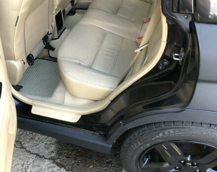 Черный Субару Форестер, объемом двигателя 2.5 л и пробегом 280 тыс. км за 9000 $, фото 7 на Automoto.ua