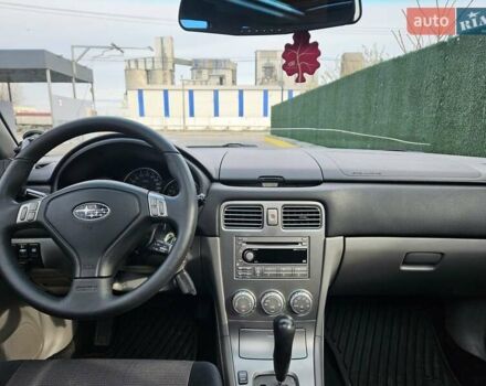 Черный Субару Форестер, объемом двигателя 2 л и пробегом 289 тыс. км за 8500 $, фото 7 на Automoto.ua