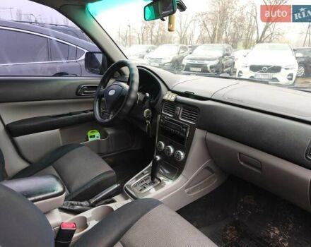 Чорний Субару Forester, об'ємом двигуна 1.99 л та пробігом 236 тис. км за 5300 $, фото 9 на Automoto.ua