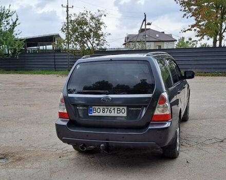 Черный Субару Форестер, объемом двигателя 1.99 л и пробегом 225 тыс. км за 8000 $, фото 5 на Automoto.ua